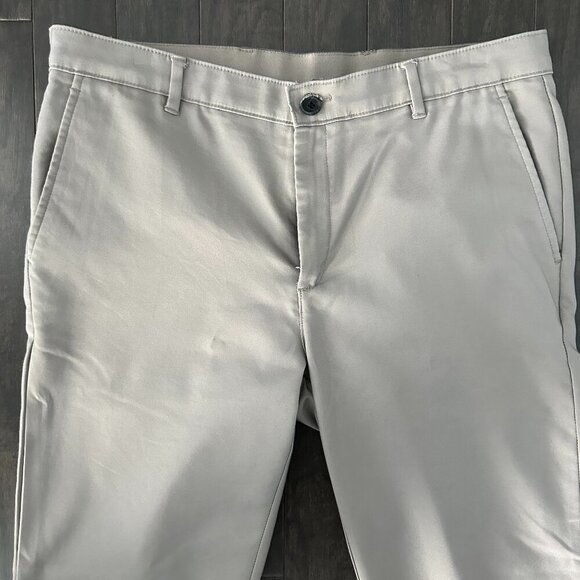 Alfani Grey Men's 32W x 30L Lightweight Chino Pants - Picture 2 of 15